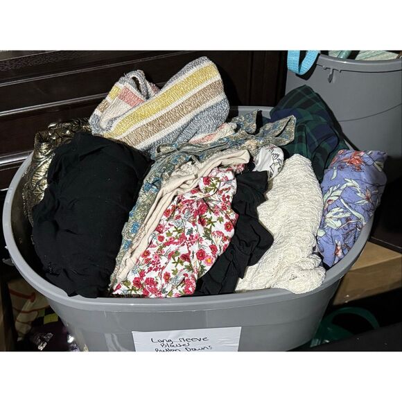 Bundle of Large Women’s Tops - Picture 4 of 4